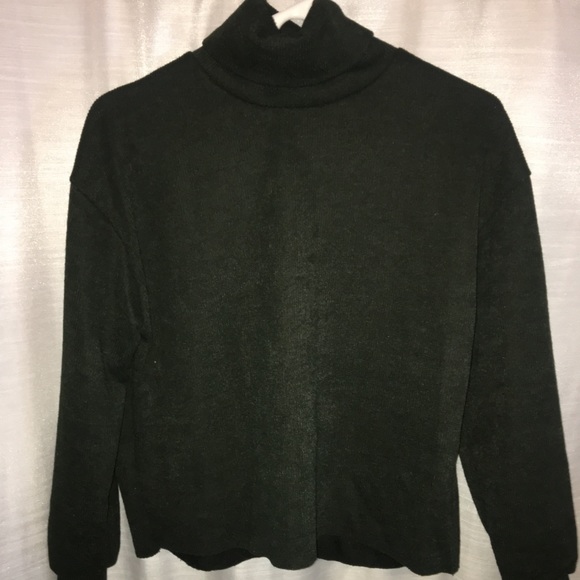 Drop Shoulder Turtle Neck Ribbed Pullover - Picture 2 of 4